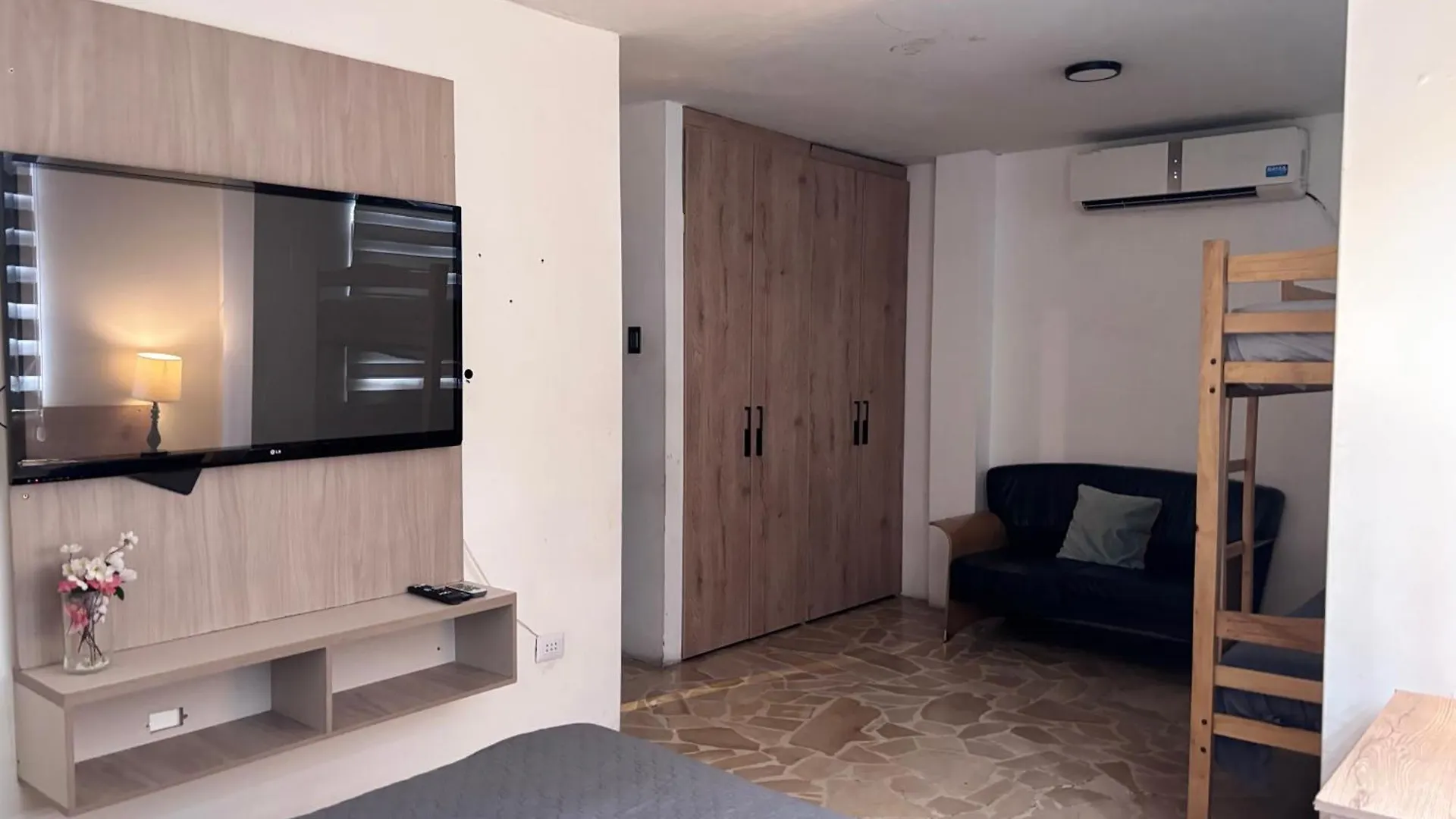 Ds Apartrooms Guayaquil Apart Otel